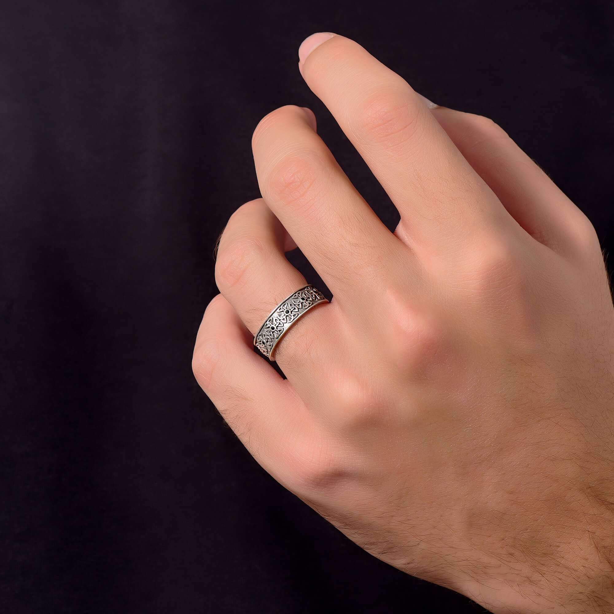 Thumb 4